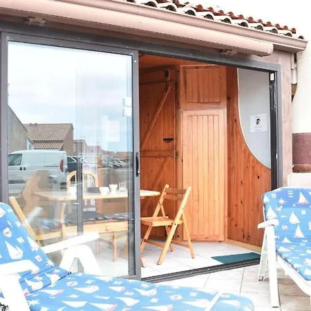 Holiday home : Mezzanine Confort, Parking Prive, Proche Commerces Et Plages - Fr-1-229-891