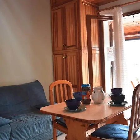 : Mezzanine Confort, Parking Prive, Proche Commerces Et Plages - Fr-1-229-891 Gruissan